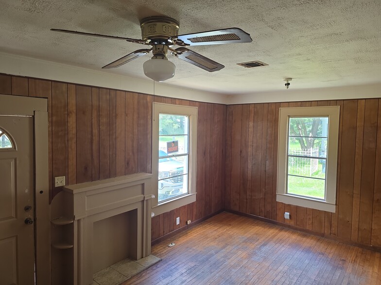 Building Photo - 3108 Wagner St