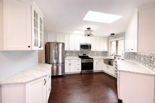 Building Photo - 7714 Northfield Ln