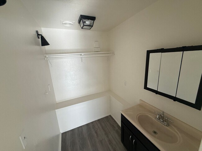 Building Photo - Spacious 4-Bedroom Home with Solar, Pool & Spa in Lancaster!