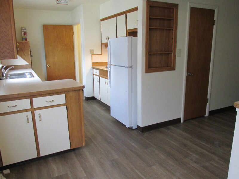 Building Photo - 4213 Clark Ave