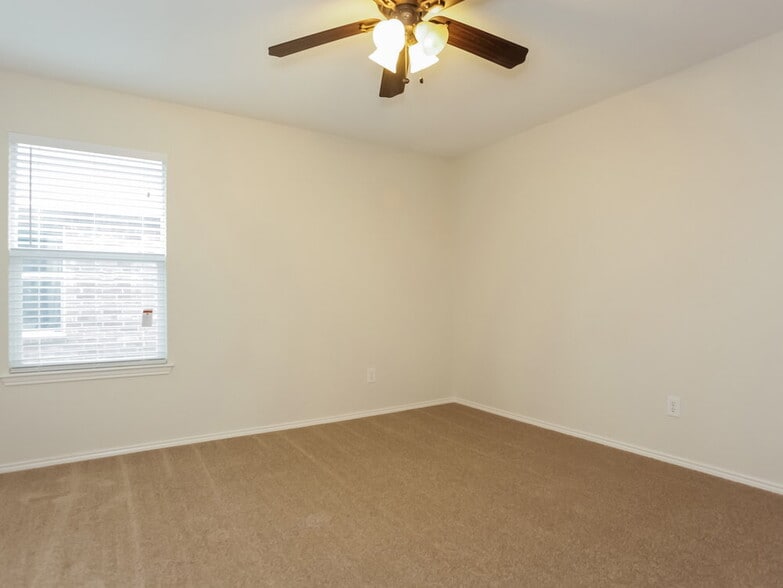 Building Photo - 16404 Cowboy Trail