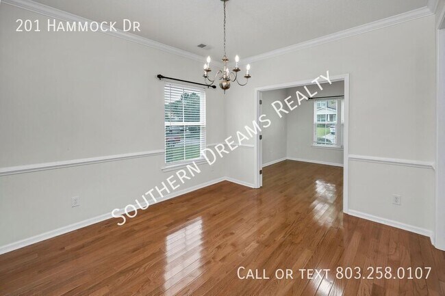 Building Photo - 201 Hammock Dr