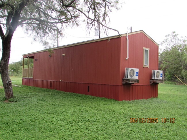 Building Photo - 111 Cherylton Dr