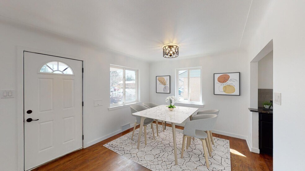 Building Photo - Classic brick Montclair home with covered ...