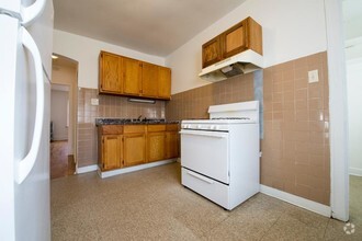 Kitchen - 7801-11 S Kingston