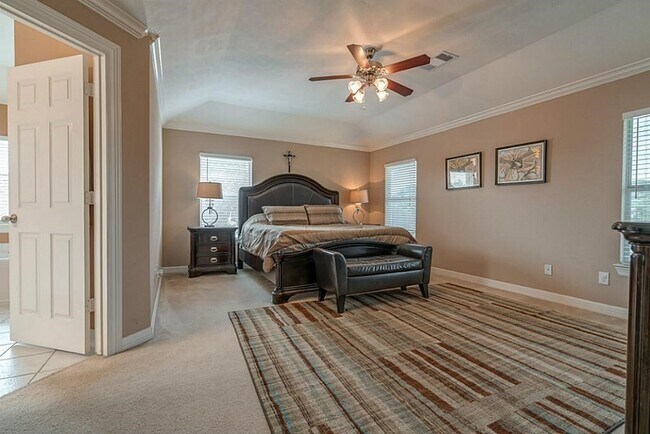 Building Photo - 14931 Opera House Row Dr