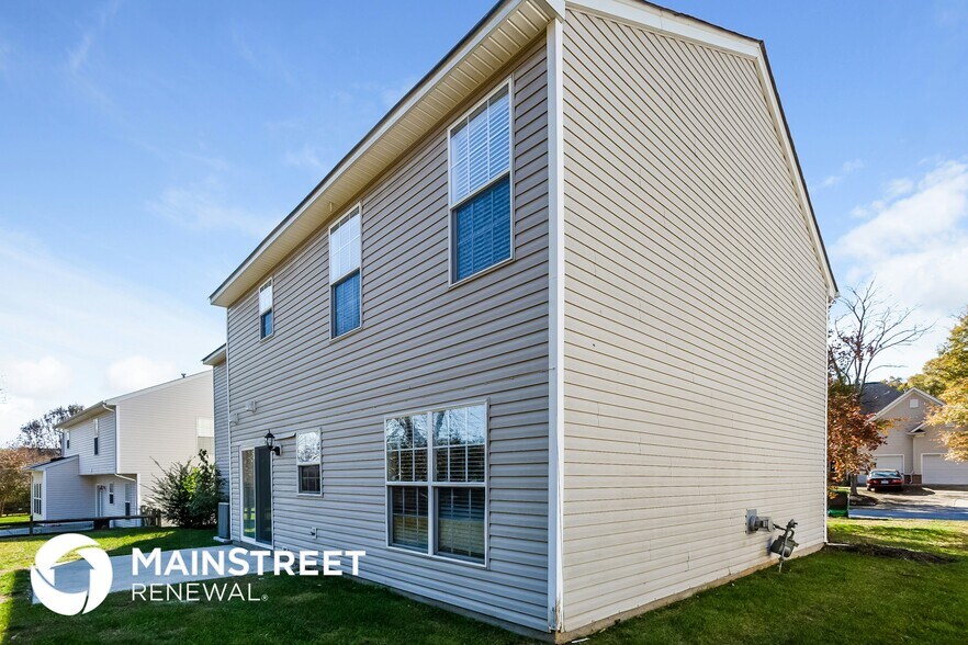 Building Photo - 9322 Arbor Creek Dr