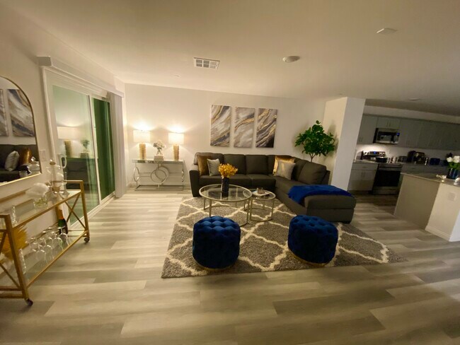 Building Photo - 2828 Mosaic Moon Ln