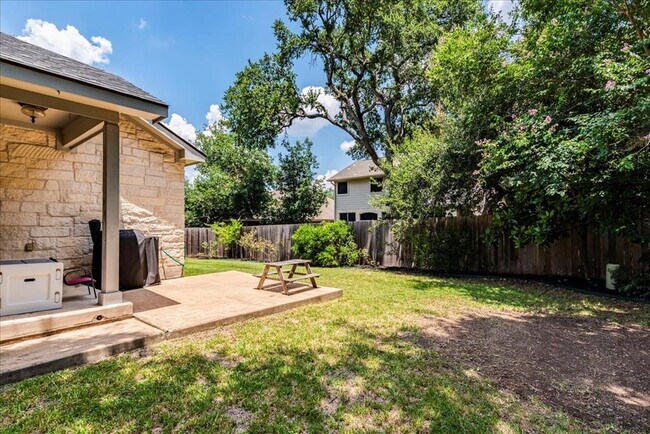 Building Photo - 9205 Rock Castle Cove