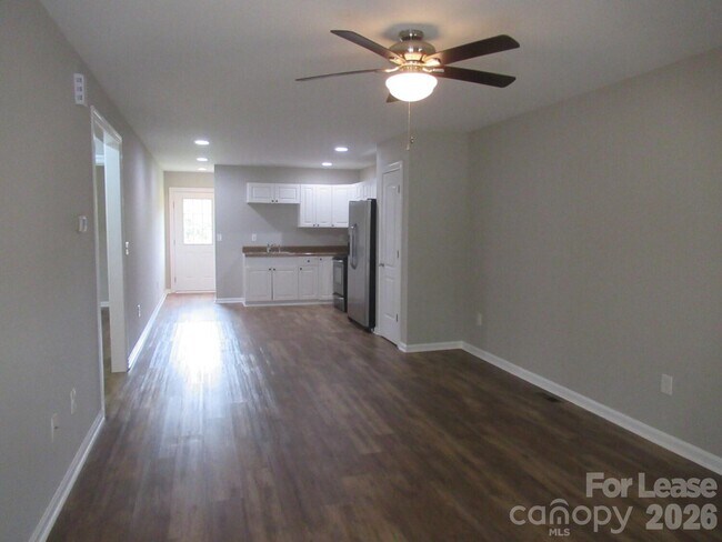 Building Photo - 4584 Maiden Hwy