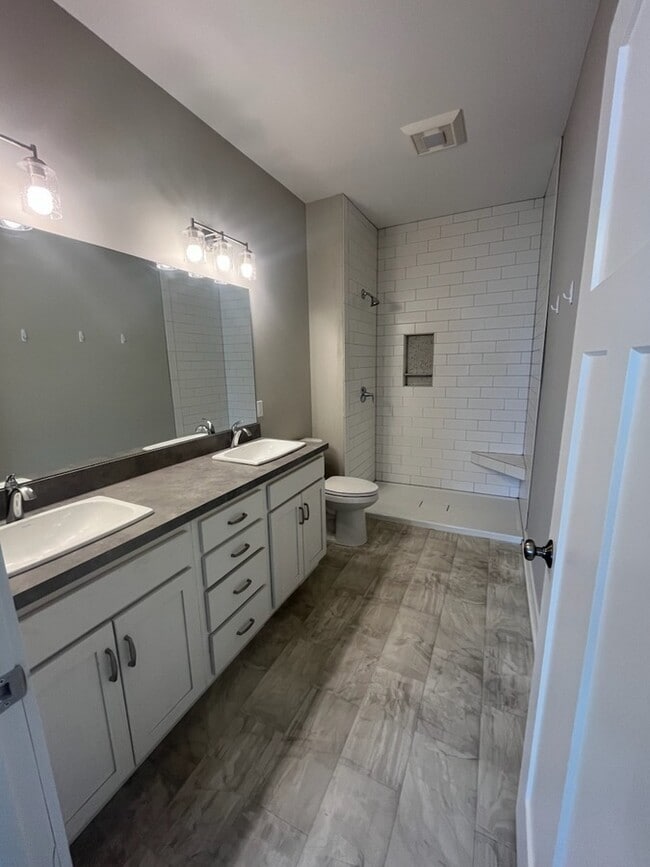 Building Photo - 13166 Indigo Ct