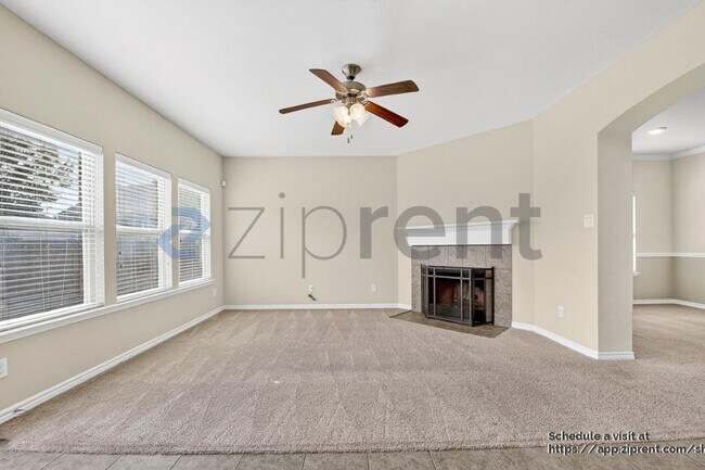 Building Photo - 12304 Coral Dr