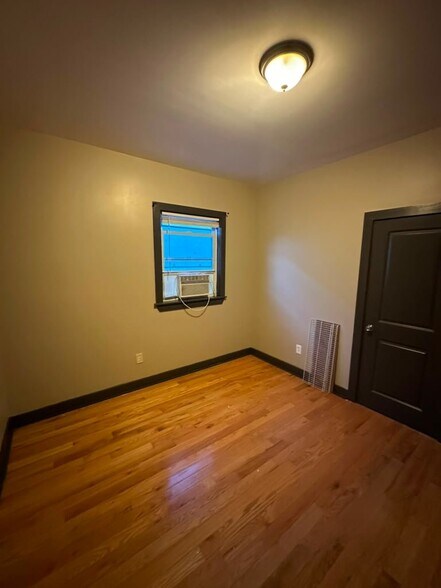 Building Photo - 1846 N Bouvier St