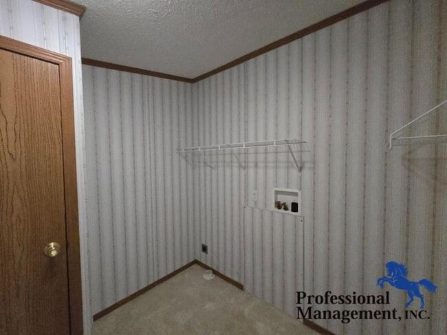 Building Photo - 2 bedroom in Billings MT 59105