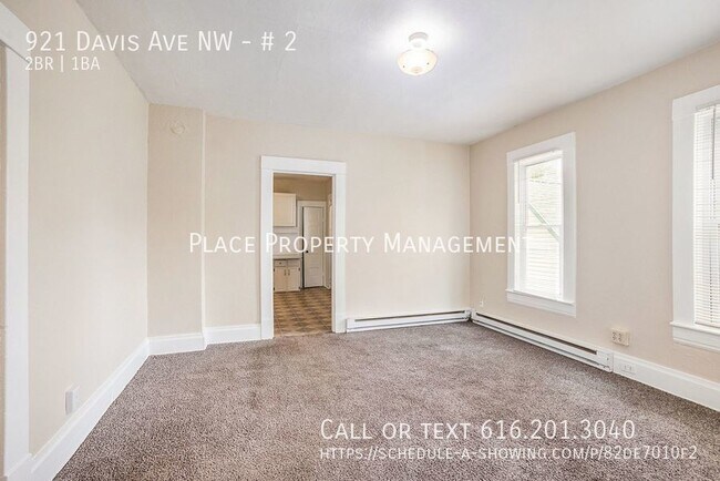Building Photo - 921 Davis Ave NW