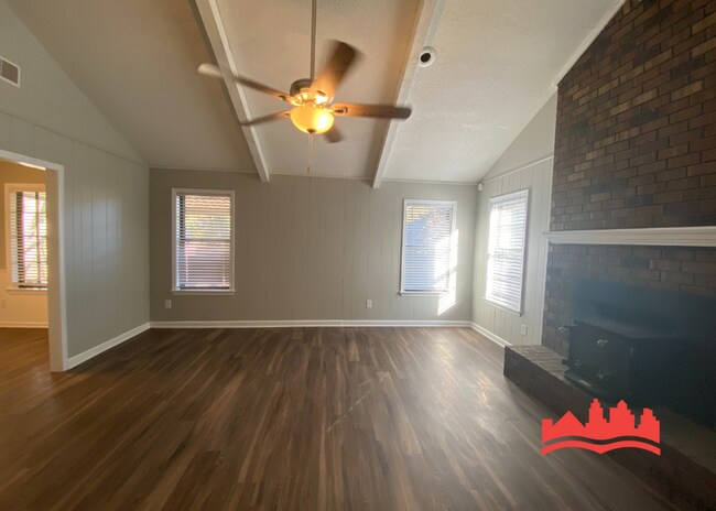Building Photo - 1434 Hardwood Trail