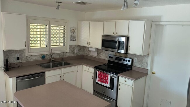 Building Photo - 18170 N 89th Ln