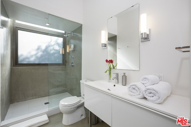 Building Photo - 1849 Fox Hills Dr