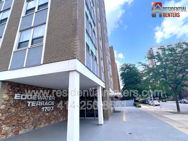 Building Photo - 1707 N Prospect Ave