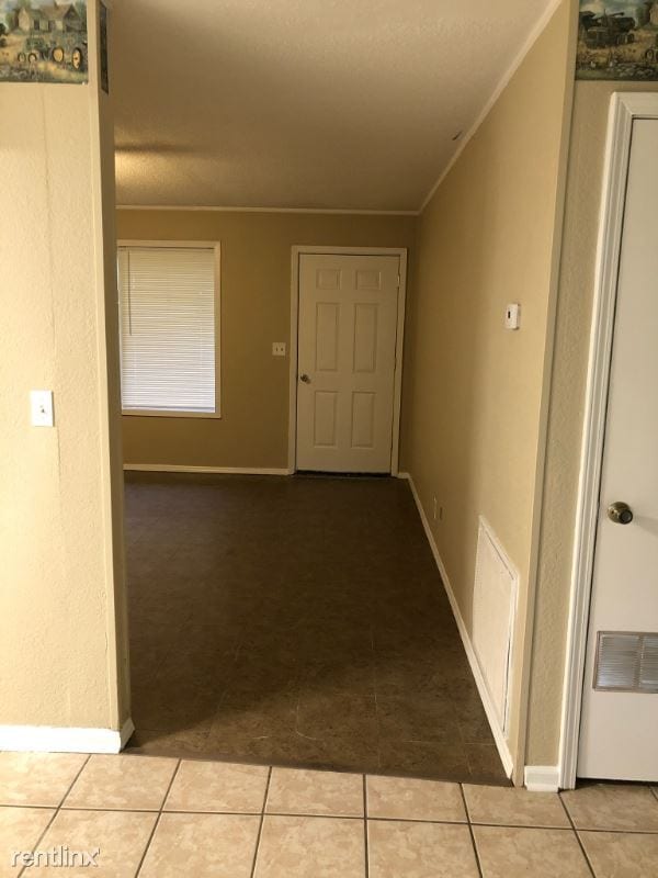 Building Photo - 3 br, 1 bath House - 21391 hwy 18 e