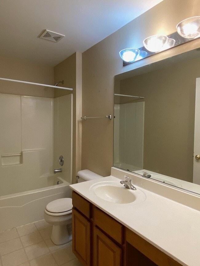 Building Photo - 364 Grape Vine Trail