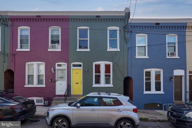 Building Photo - 464 Lafayette St