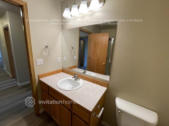 Building Photo - 1315 187th St Ct E