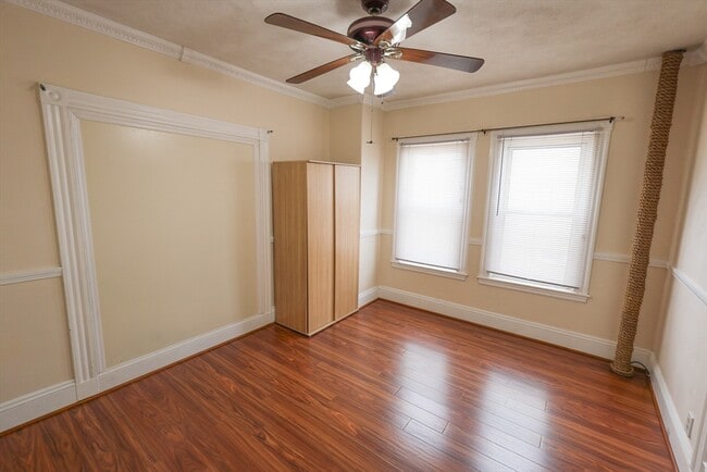 Building Photo - 369 Savin Hill Ave
