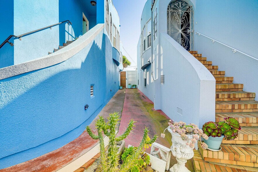 Building Photo - 211 Genebern Way