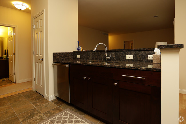 Kitchen - The Residences at Toscana Park