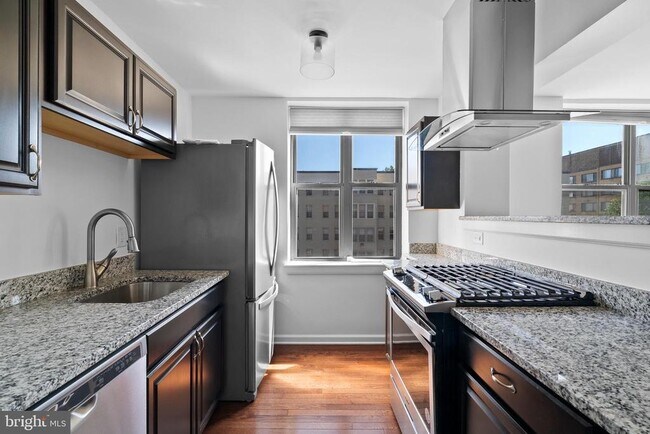 Building Photo - 3902 14th St NW