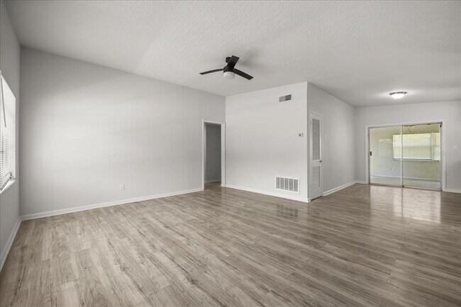 Building Photo - 1849 Viburnum Ln