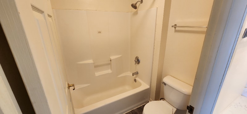 Building Photo - 10085 W Lisbon Ave