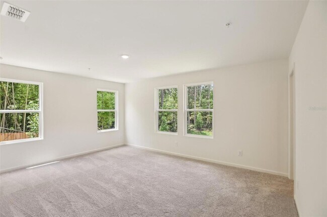 Building Photo - 2607 Grey Hawk Dr