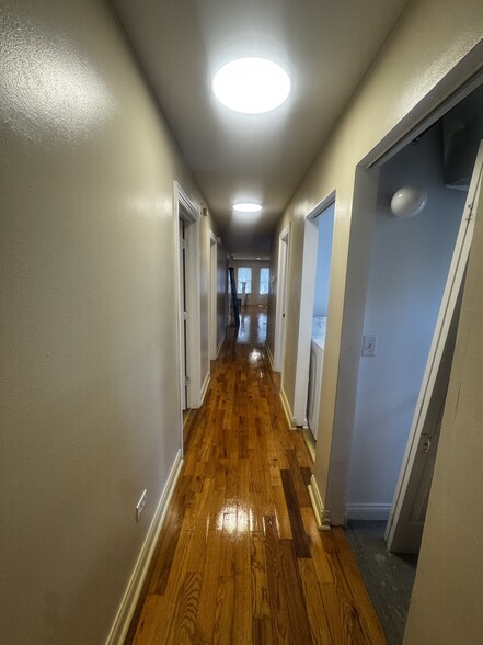 Building Photo - 3914 W Flournoy St