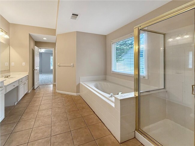 Building Photo - 3644 Willbrooke Run