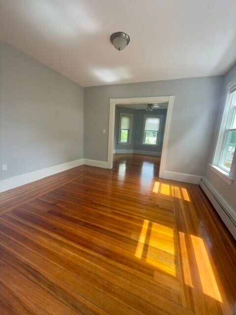 Building Photo - 53 Forest St