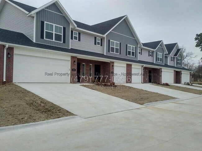 Building Photo - 2753 W Kilimanjaro Way