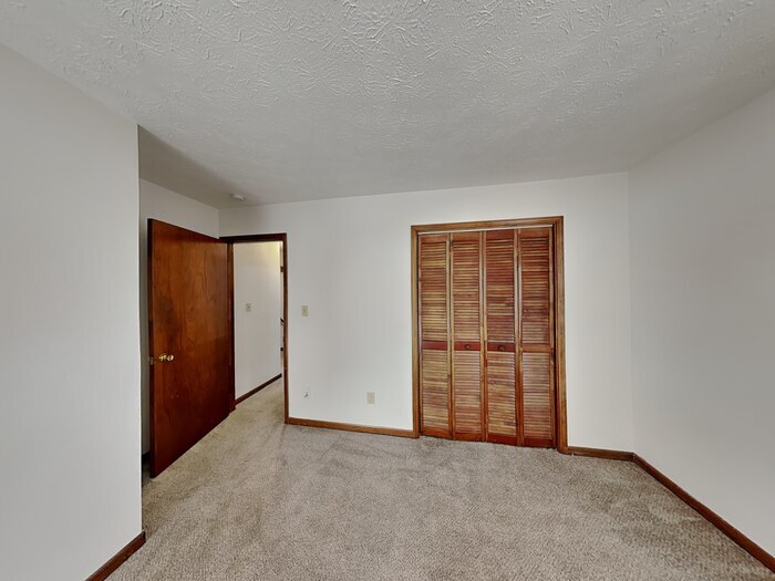 Building Photo - 7319 Exeter Ct