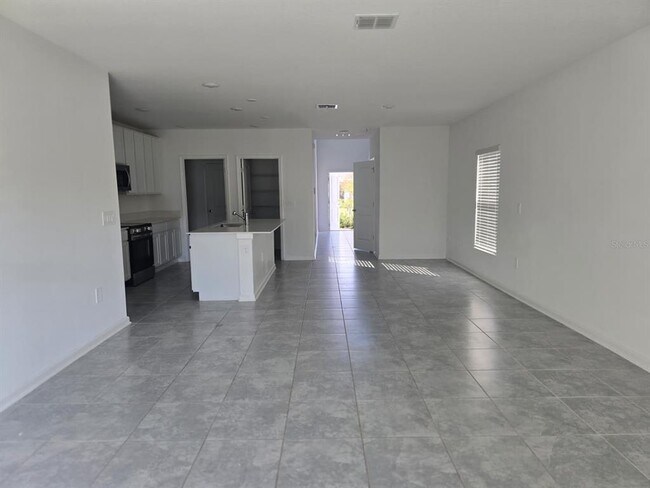 Building Photo - 2330 Amorie Dr