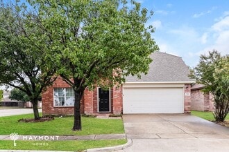 Building Photo - 7601 Stanhope Ln