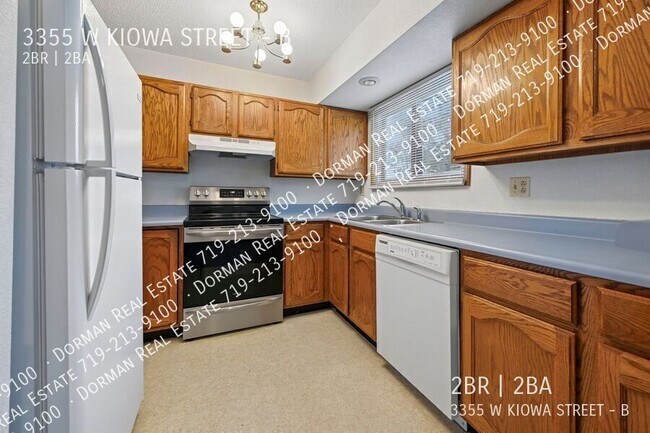 Building Photo - 3355 W Kiowa St