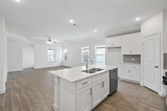 Building Photo - 517 Amenduni Ln