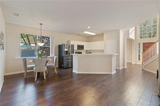 Building Photo - 5908 Taylorcrest Dr