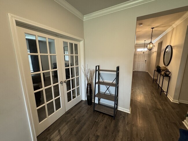 Building Photo - 124 Blackburn Trace