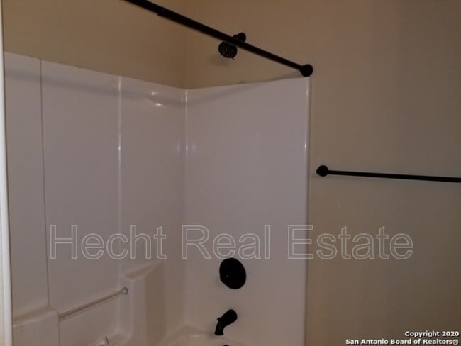 Building Photo - 1027 Brown Rock Dr