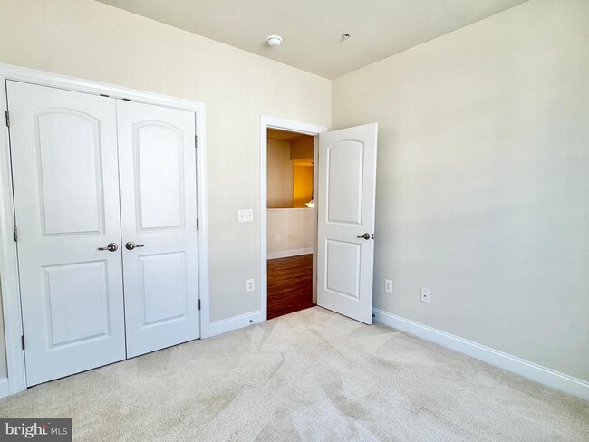 Building Photo - 2304 Margraf Cir