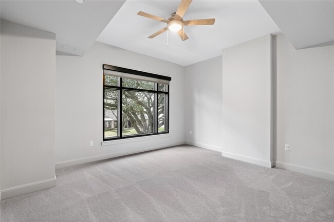 Building Photo - 2511 Willowick Rd