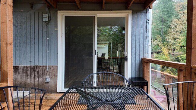 Building Photo - 11582 Washougal River Rd