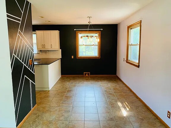 Building Photo - 4916 Wisconsin Ave N